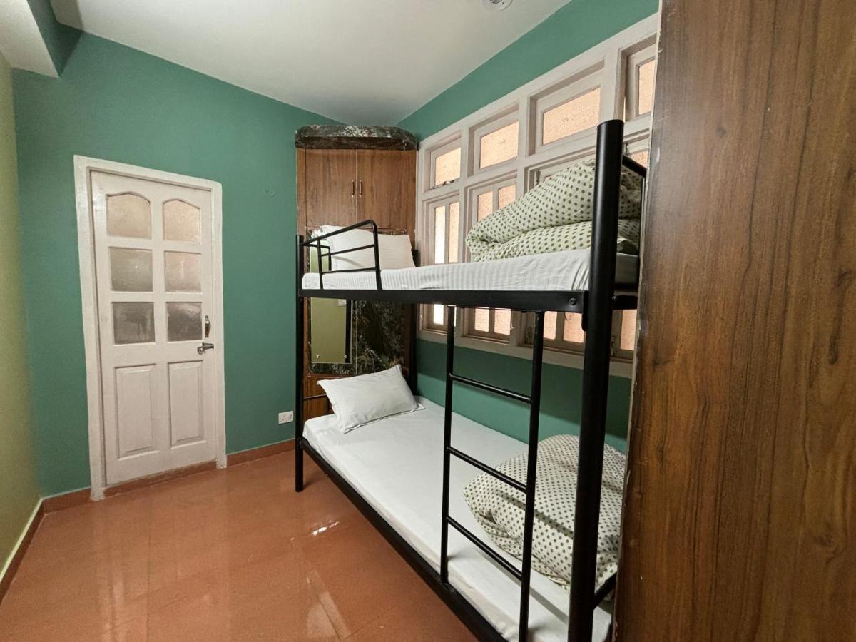 Zu-Zu Hostels Shimla Luaran gambar